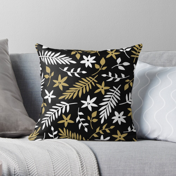 Leafy Pattern Throw Pillow